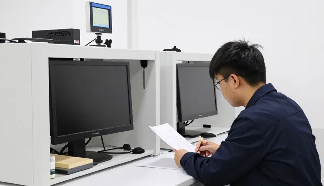 交通标志牌